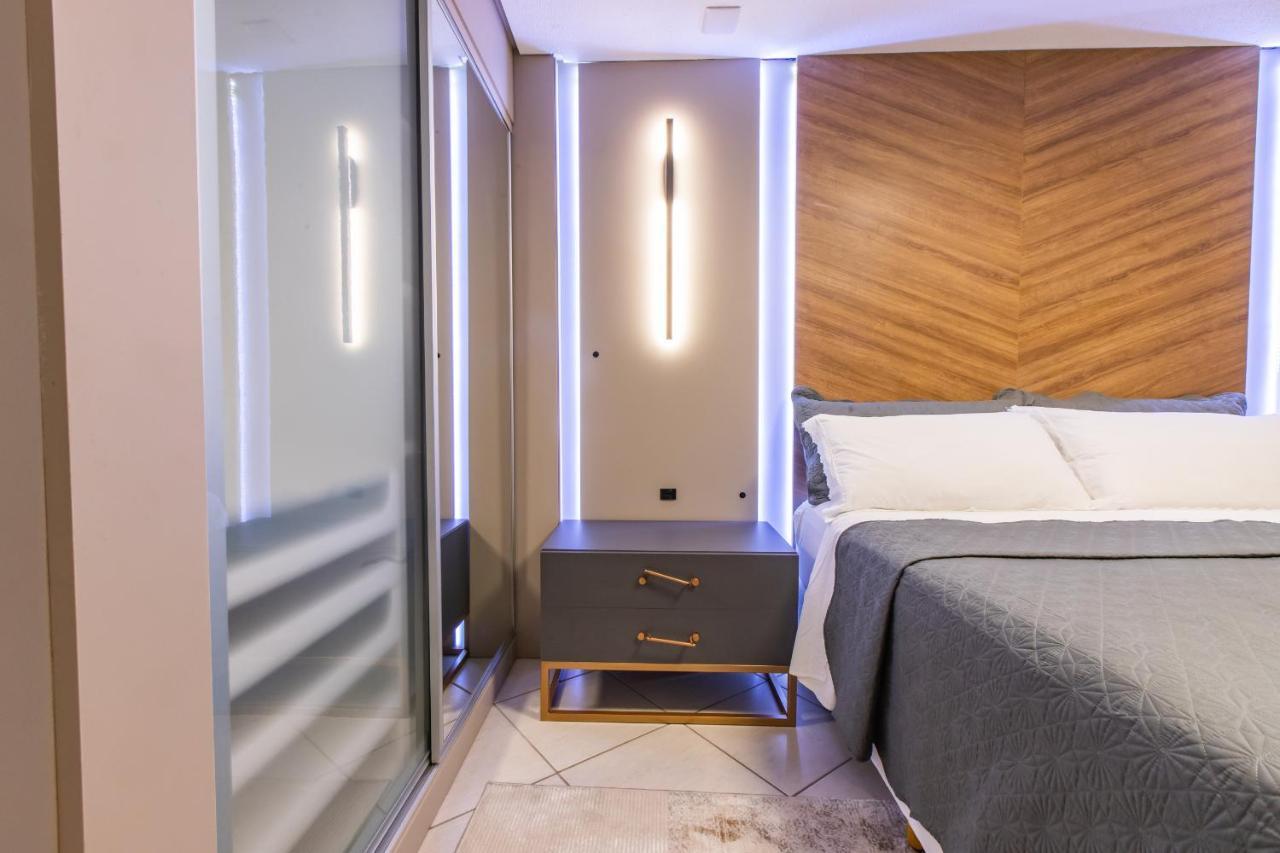 Delupo Hotel - Livin Studios Criciuma  Bagian luar foto