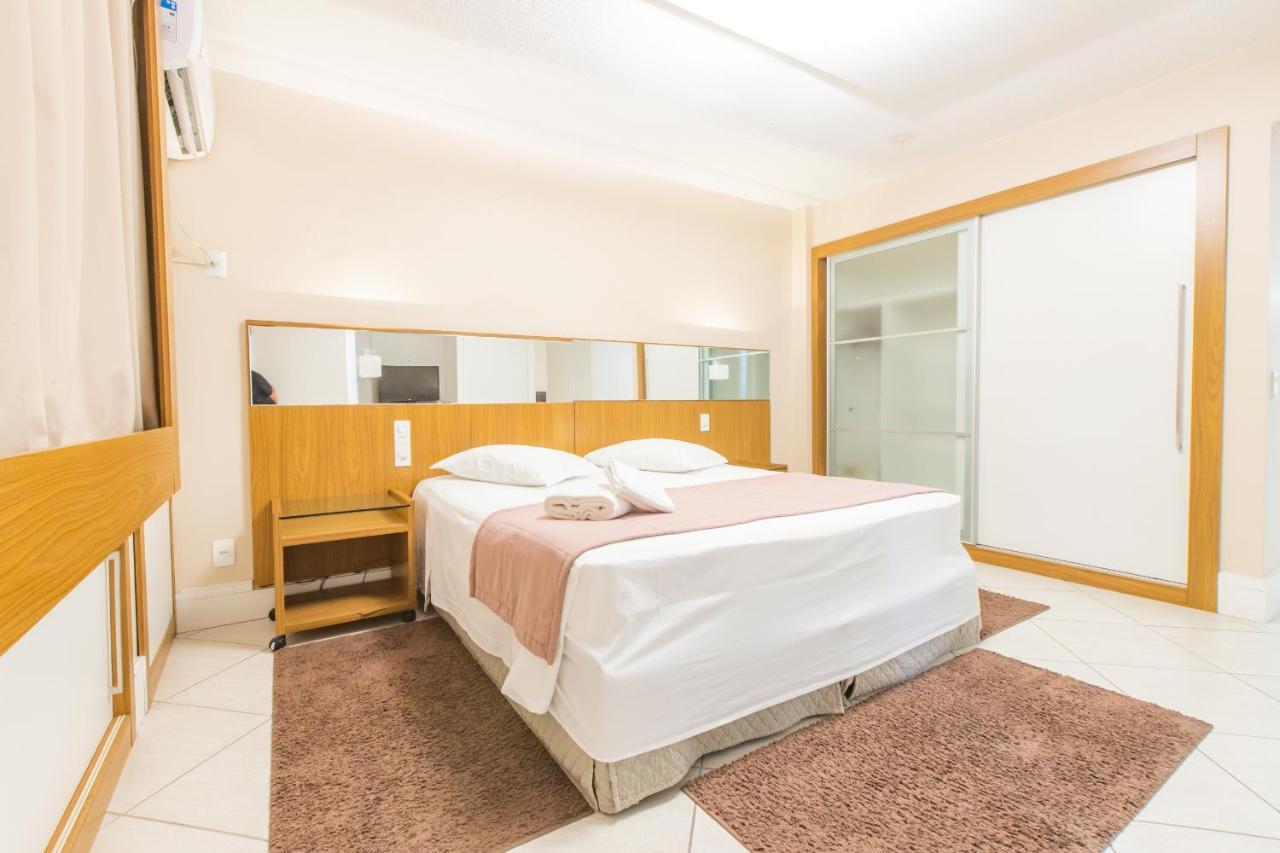 Delupo Hotel - Livin Studios Criciuma  Bagian luar foto