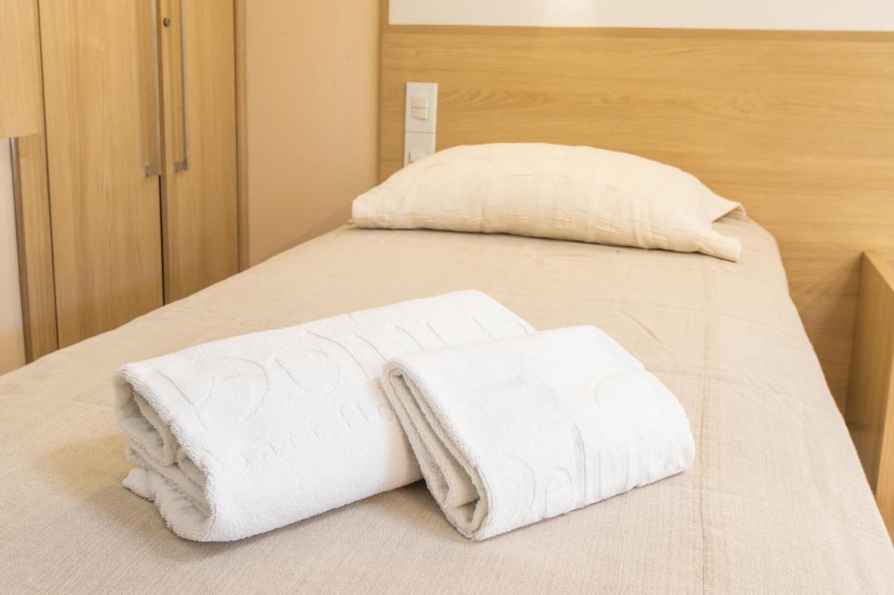 Delupo Hotel - Livin Studios Criciuma  Bagian luar foto