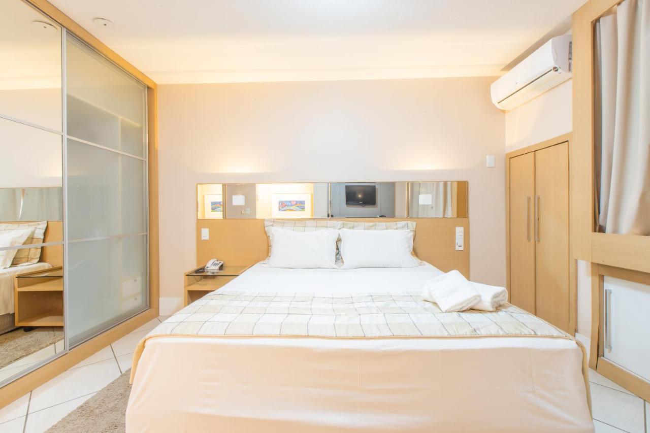Delupo Hotel - Livin Studios Criciuma  Bagian luar foto