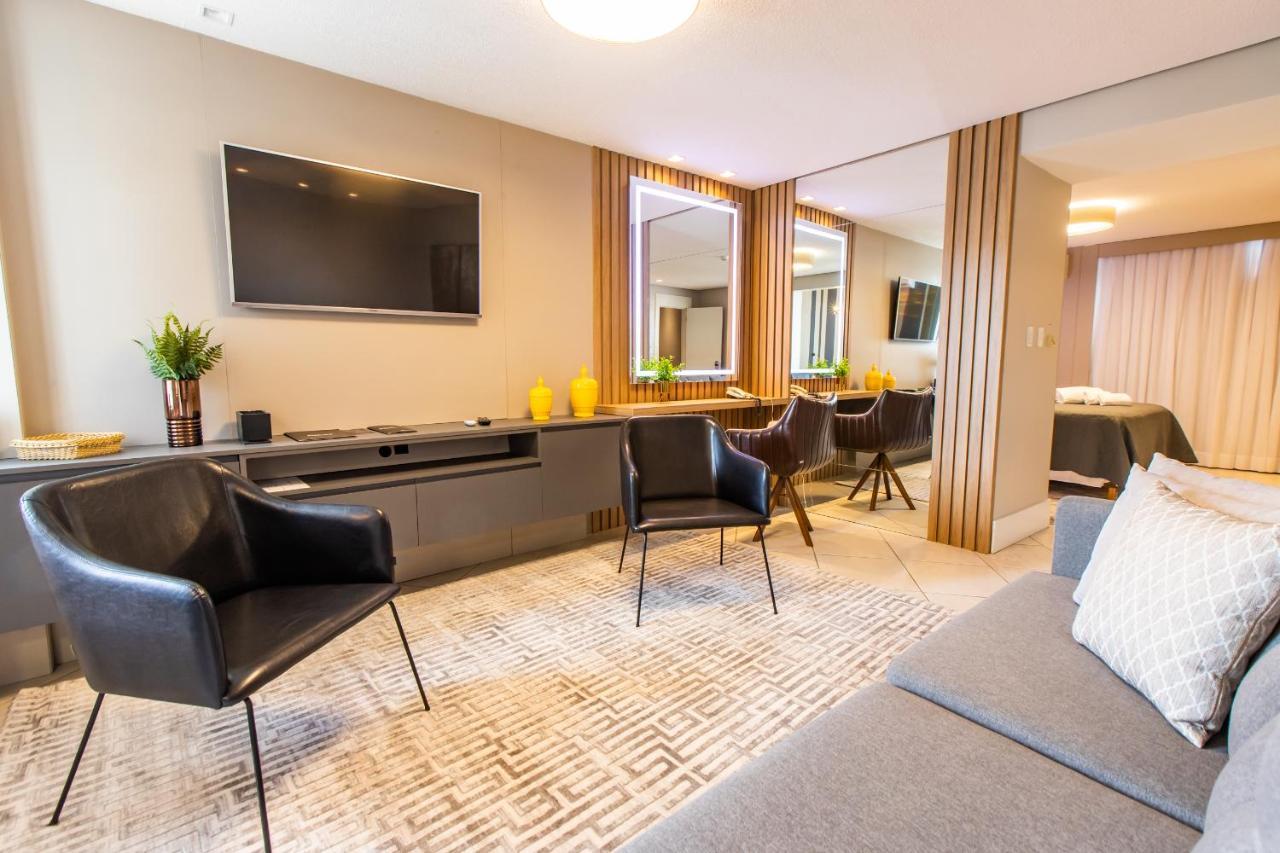 Delupo Hotel - Livin Studios Criciuma  Bagian luar foto